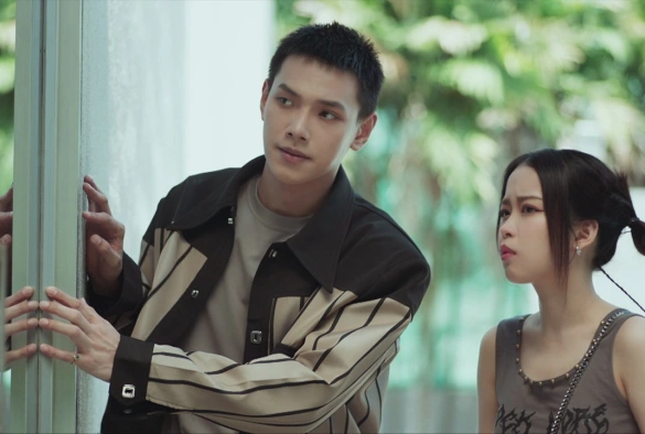 Кадр из дорамы Век любви