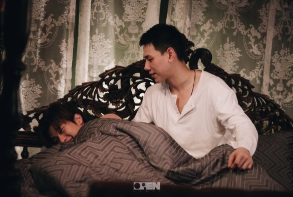 Кадр из дорамы Век любви