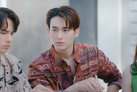 Кадр из дорамы Жить в любви