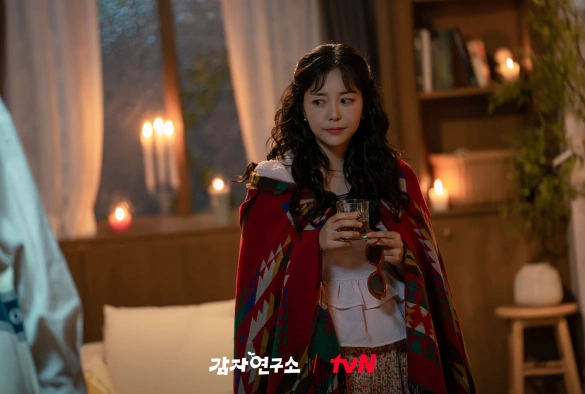 Кадр из дорамы Институт исследования картофеля