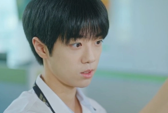 Кадр из дорамы Пятно на сердце