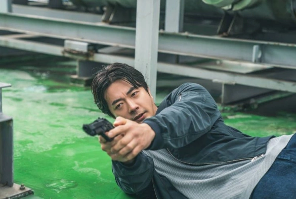 Кадр из дорамы Хитмэн 2