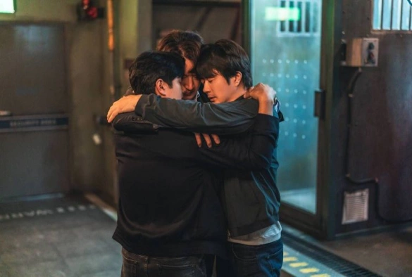 Кадр из дорамы Хитмэн 2