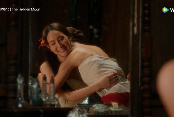 Кадр из дорамы Скрытая луна