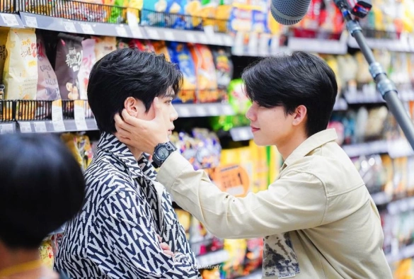 Кадр из дорамы Океан любви