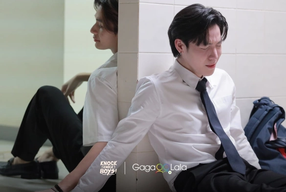 Кадр из дорамы Тук-тук, мальчики!