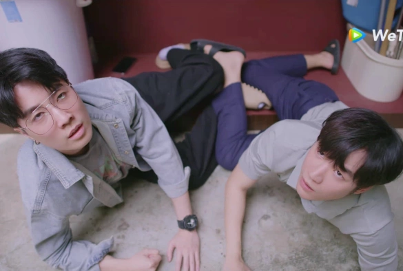 Кадр из дорамы Тук-тук, мальчики!