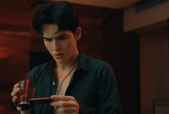 Кадр из дорамы Большой дракон