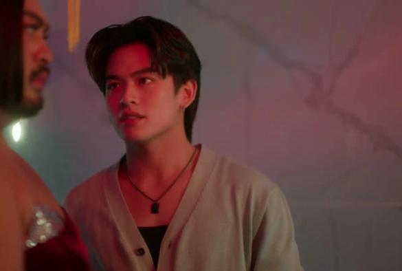 Кадр из дорамы Глубокая синяя ночь