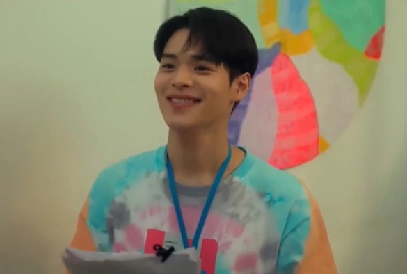 Кадр из дорамы Стажёр