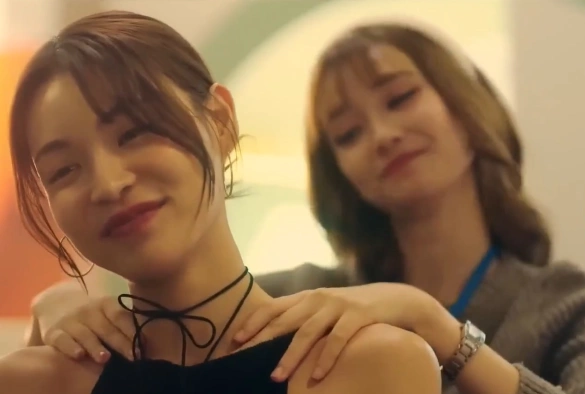 Кадр из дорамы Стажёр