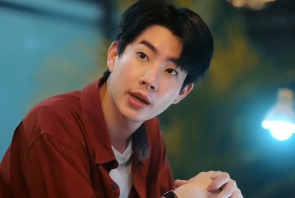 Кадр из дорамы Стажёр