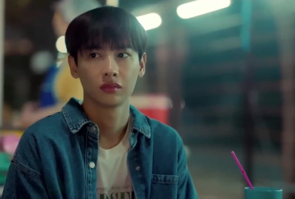 Кадр из дорамы Стажёр