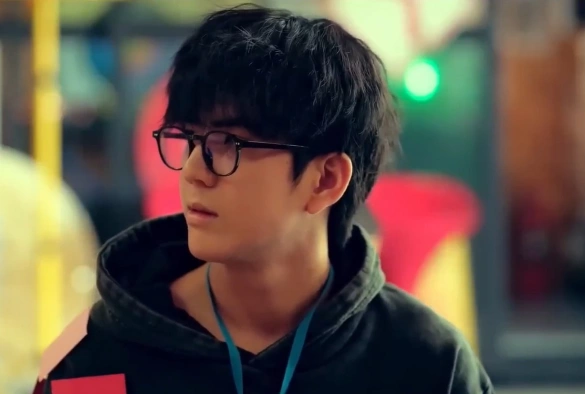 Кадр из дорамы Стажёр