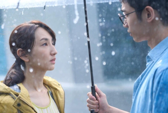 Кадр из дорамы Я замужем... но!