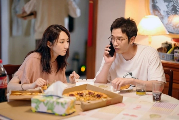 Кадр из дорамы Я замужем... но!