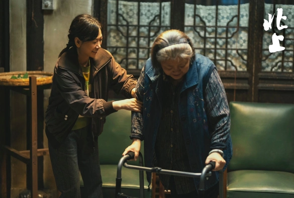 Кадр из дорамы На Cевер