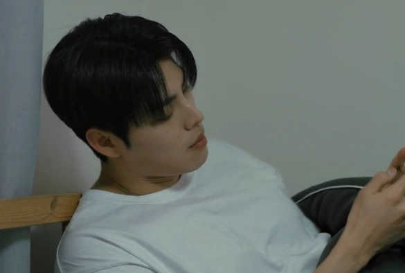 Кадр из дорамы Серое убежище