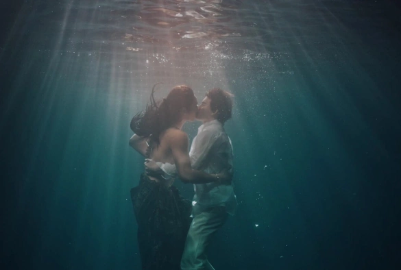 Кадр из дорамы Заходящее солнце