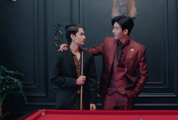 Кадр из дорамы Заходящее солнце