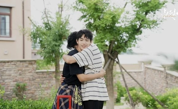 Кадр из дорамы Неизвестный дядя