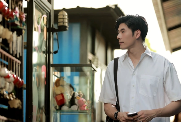 Кадр из дорамы Монстр по соседству