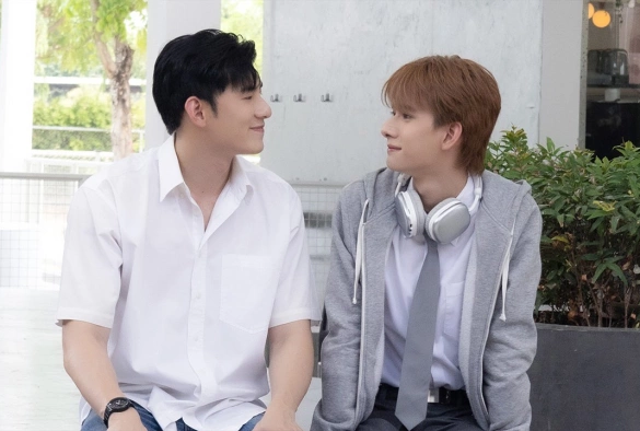 Кадр из дорамы Монстр по соседству