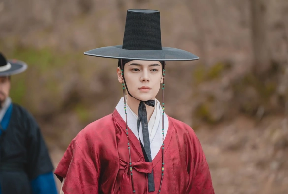 Кадр из дорамы Ресторан Хо