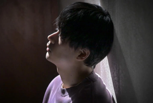 Кадр из дорамы Кто видел танец павлина в джунглях?