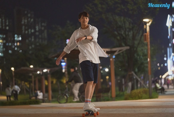 Кадр из дорамы Хи Су во втором классе