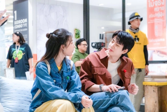 Кадр из дорамы Служба расставаний