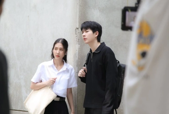 Кадр из дорамы Служба расставаний