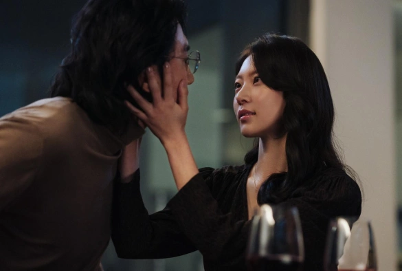 Кадр из дорамы Карма