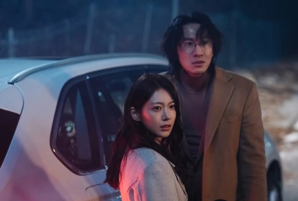 Кадр из дорамы Карма