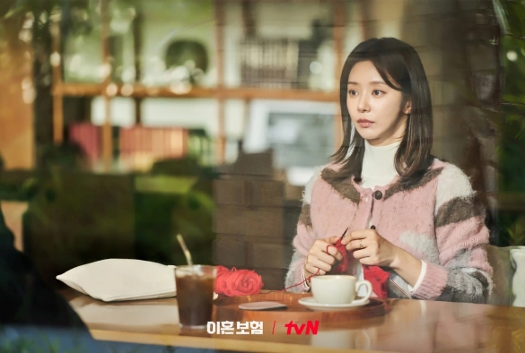 Кадр из дорамы Страховка на случай развода