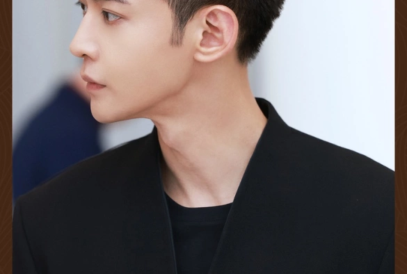 Кадр из дорамы Привет, модель