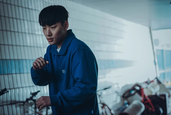 Кадр из дорамы Слабый герой 2 сезон