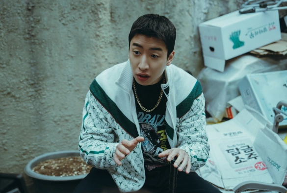 Кадр из дорамы Слабый герой 2 сезон