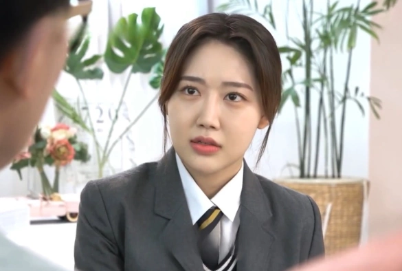 Кадр из дорамы Беременна в 16