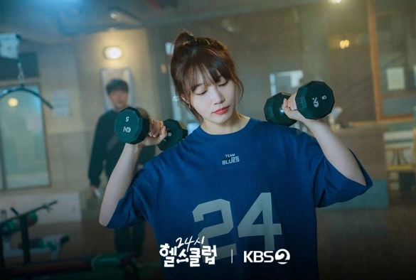 Кадр из дорамы Круглосуточный спортзал