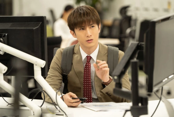 Кадр из дорамы Якудза и офисный планктон