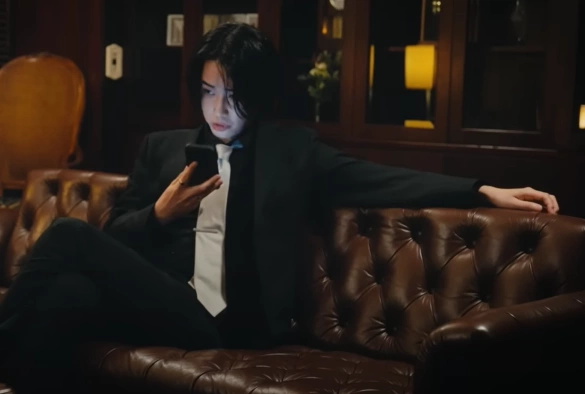 Кадр из дорамы Якудза и офисный планктон