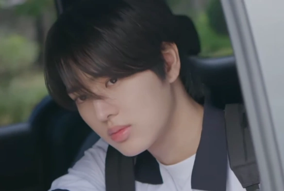 Кадр из дорамы Первая любовь