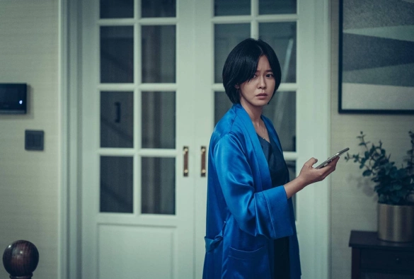 Кадр из дорамы Святая ночь: Охотники на демонов