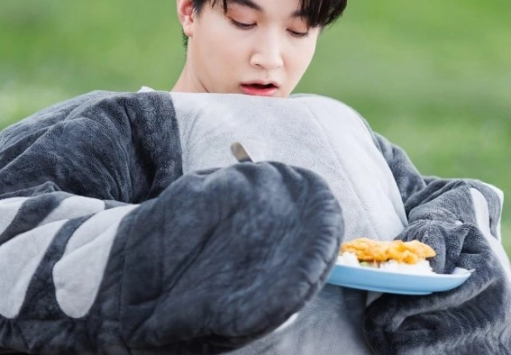 Кадр из дорамы Последняя трапеза во вселенной