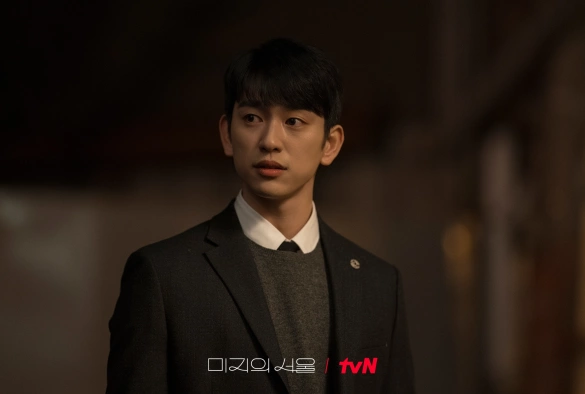 Кадр из дорамы Неизвестный Сеул