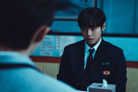 Кадр из дорамы Слабый герой 2 сезон