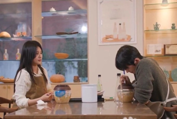 Кадр из дорамы Одержимые любовью 2 сезон