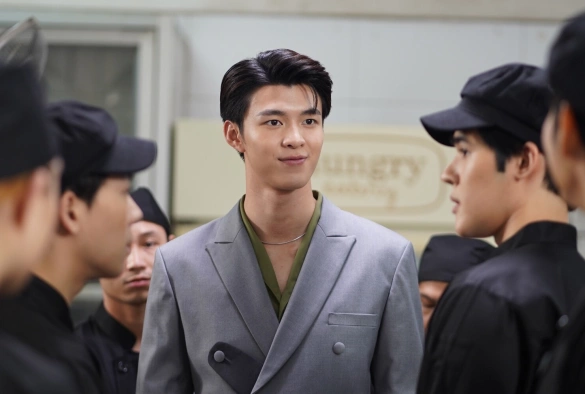 Кадр из дорамы Пока солнце не встретится со звездой