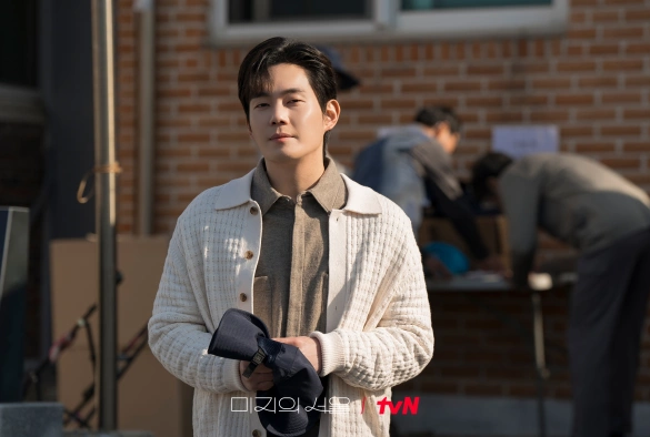 Кадр из дорамы Неизвестный Сеул